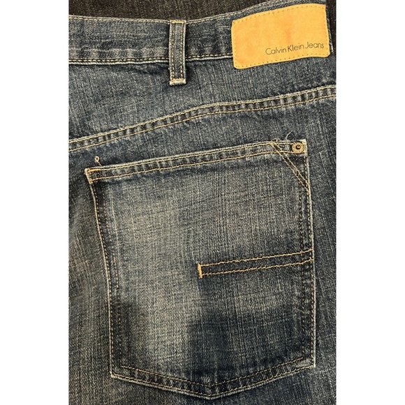 Calvin Klein Denim Blue Jeans, size 38 X 32 Straight Leg - Picture 8 of 8